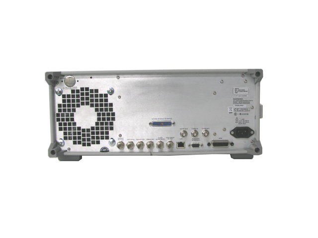 PSGアナログ信号発生器 E8257D