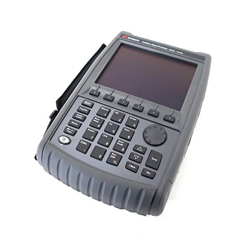 FieldFoxハンドヘルドマイクロ波アナライザ N9934C
