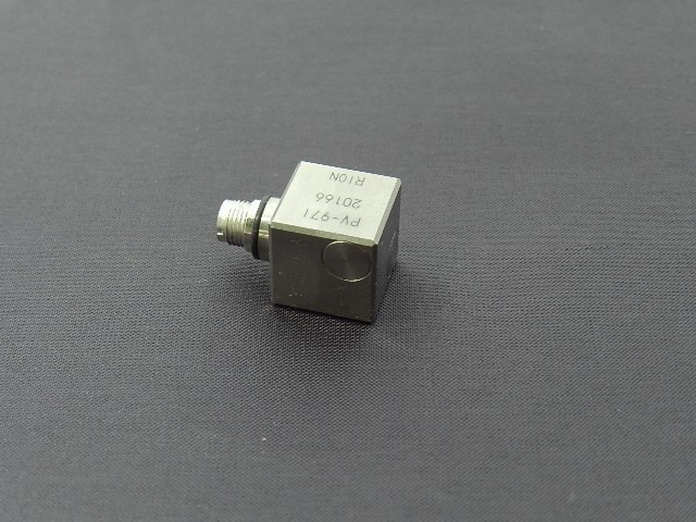 圧電型加速度ピックアップ PV97I
