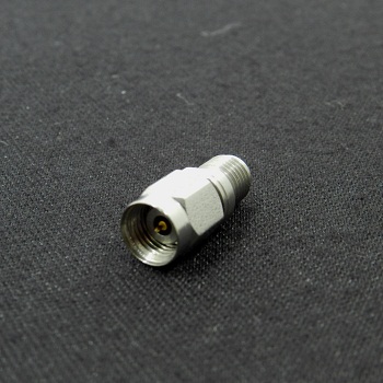 2.4mm（オス）-2.92mm（メス）変換アダプタ PE9454