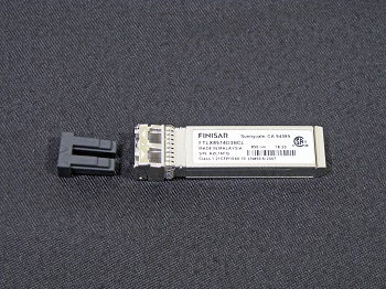 SFP+トランシーバ・10GBE-SRマルチモード FTLX8574D3BCL(ﾌｨﾆｻ-)